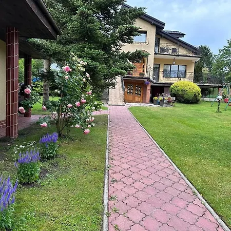 度假居 In Borkowo Mit Garten, Terrasse Und Grill *